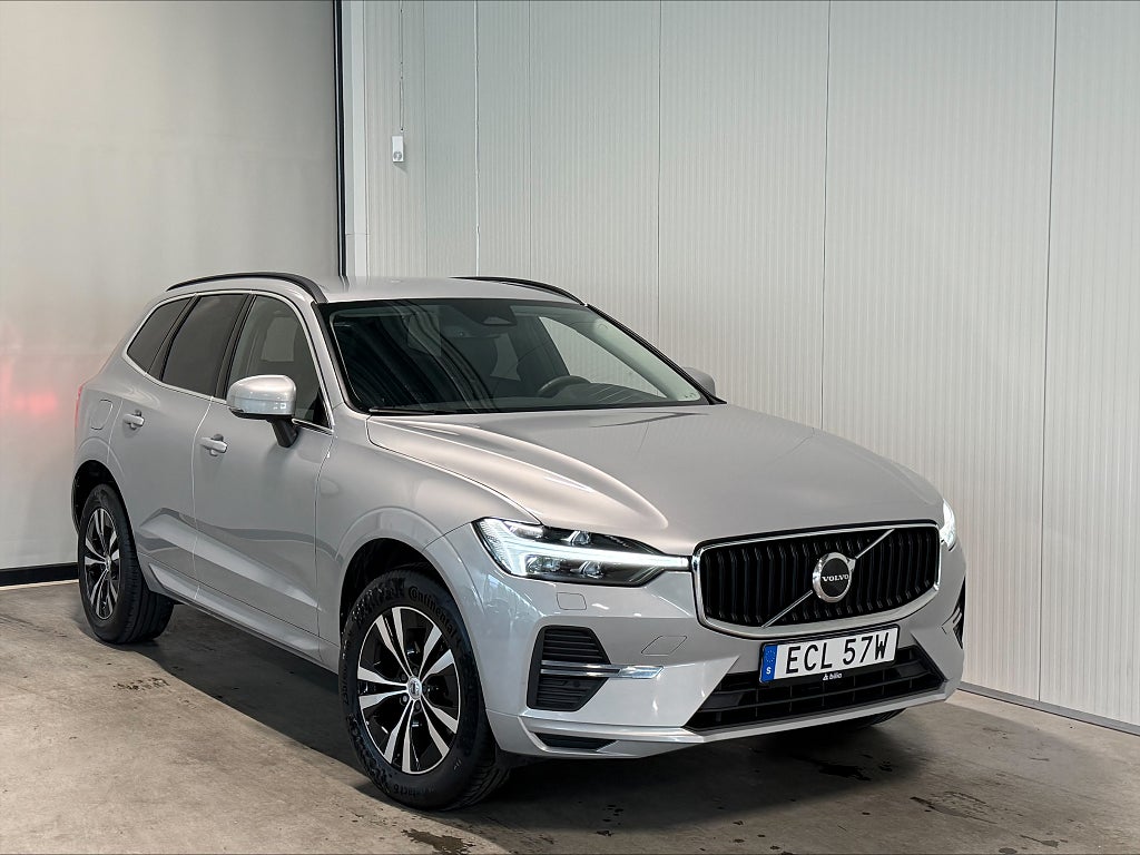 Volvo XC60 B4 AWD Momentum Google Drag Helskinn D-värm