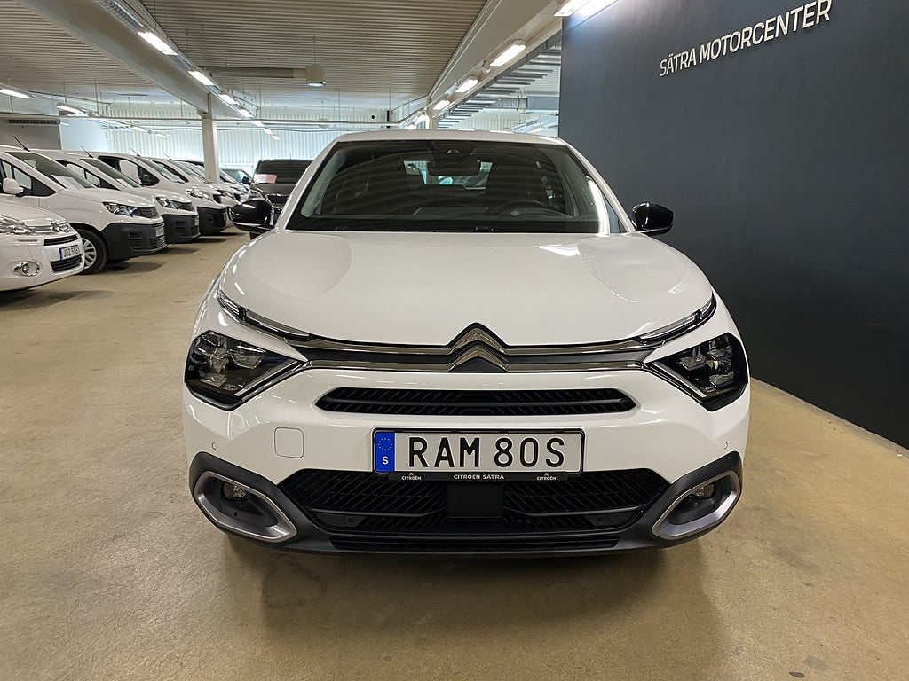 Bild på Citroën C4 X SHINE 1.2 PureTech 130hk AUT Back/Nav