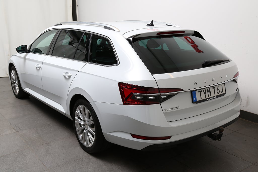 Skoda Superb iV Kombi 1,4 Plug-in Hybrid Style Navi Drag 2022