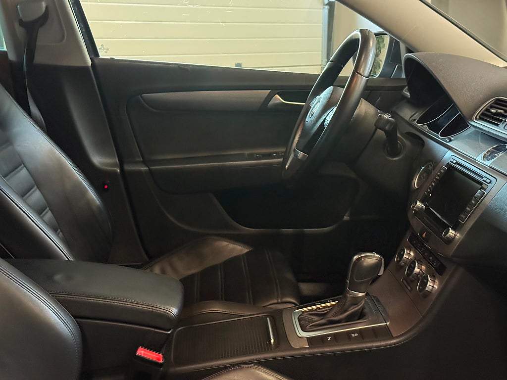 Volkswagen Passat Variant 2.0 TDI GT Aut Värmare Kamera Drag  Ny kamrem