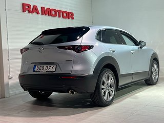 SUV Mazda CX-30 4 av 14