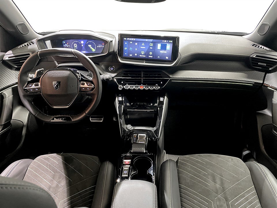 Bild på Peugeot 2008 GT 1.2 PT 130hk Aut - B-KAMERA,ELSTOL,NAVI