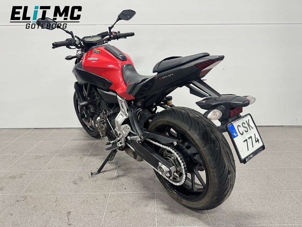 Yamaha MT-07 2014 - miniatyr 9