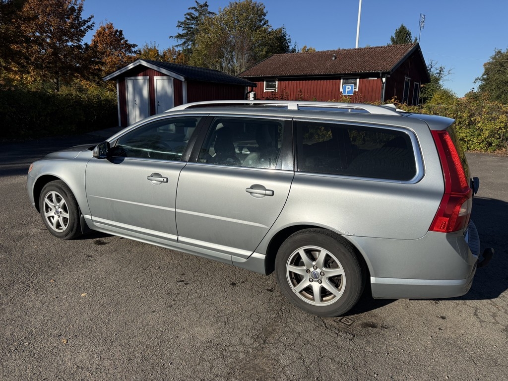 Volvo V70 Summum Business 2010, photo 3/10