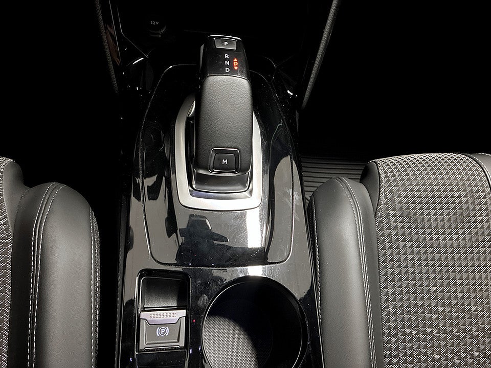 Bild på Peugeot 2008 GT-Line 1.2 PT 130kh Aut BACKKAMERA