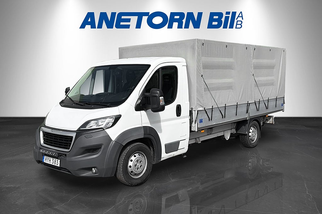 Peugeot Boxer 3-sitsig MOMSAD RÄNTEKAMPANJ Chassi Cab 335 2.0 BlueHDi Eu
