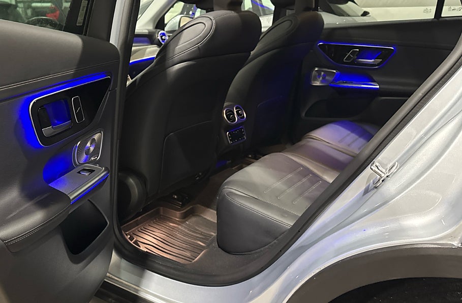 Mercedes-Benz GLC 220 d 4MATIC AMG Premium Plus Glastak Airmatic Värmare - bild 5