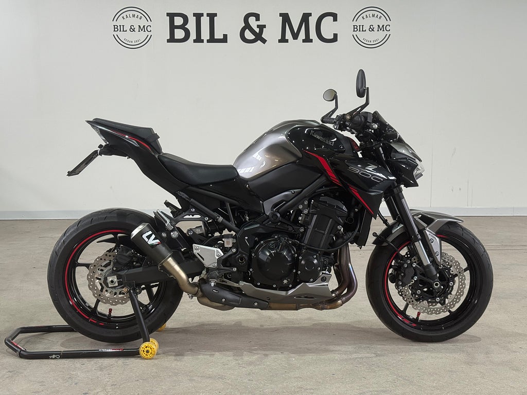 Kawasaki Z900 LeoVince 0kr insats låga mil räntekampanj 