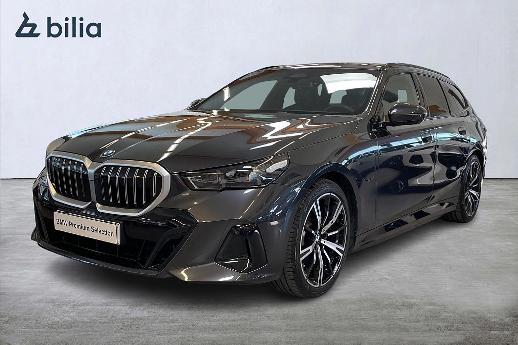 BMW 530e xDrive Touring M Sport Värmare 360 Kamera Head-Up Drag