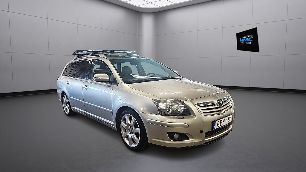 Toyota Avensis Kombi 2.4 D-4 VVT-i Nyservad Nybesiktigad Dragkrok