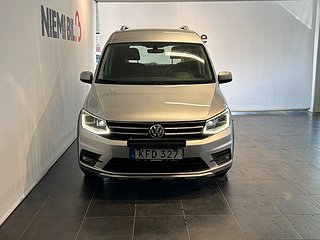 Volkswagen Caddy Alltrack 2.0 TDI 4M Värmare/Kamera/Dragkrok