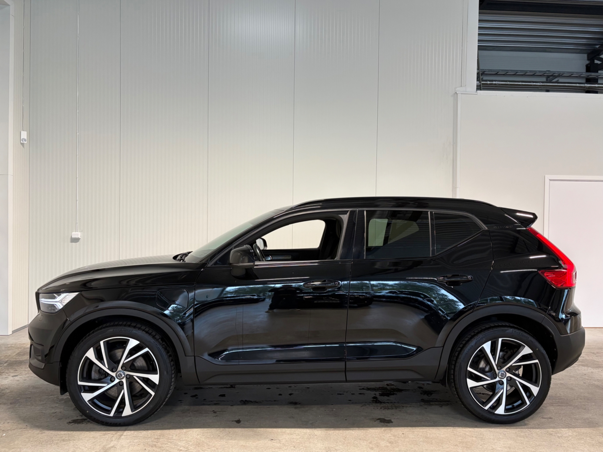 Volvo XC40 T5 R Design 2021, kuva 6/10