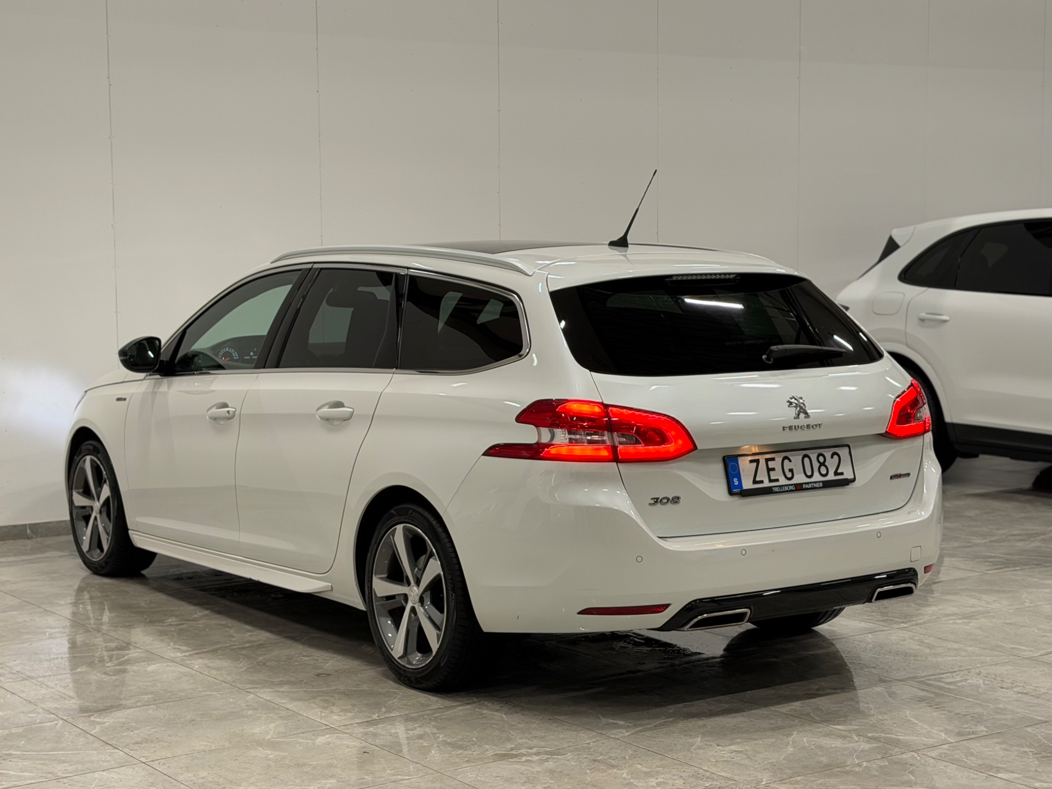 Peugeot 308 2018, bild 3/10