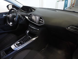 Halvkombi Peugeot 308 9 av 21