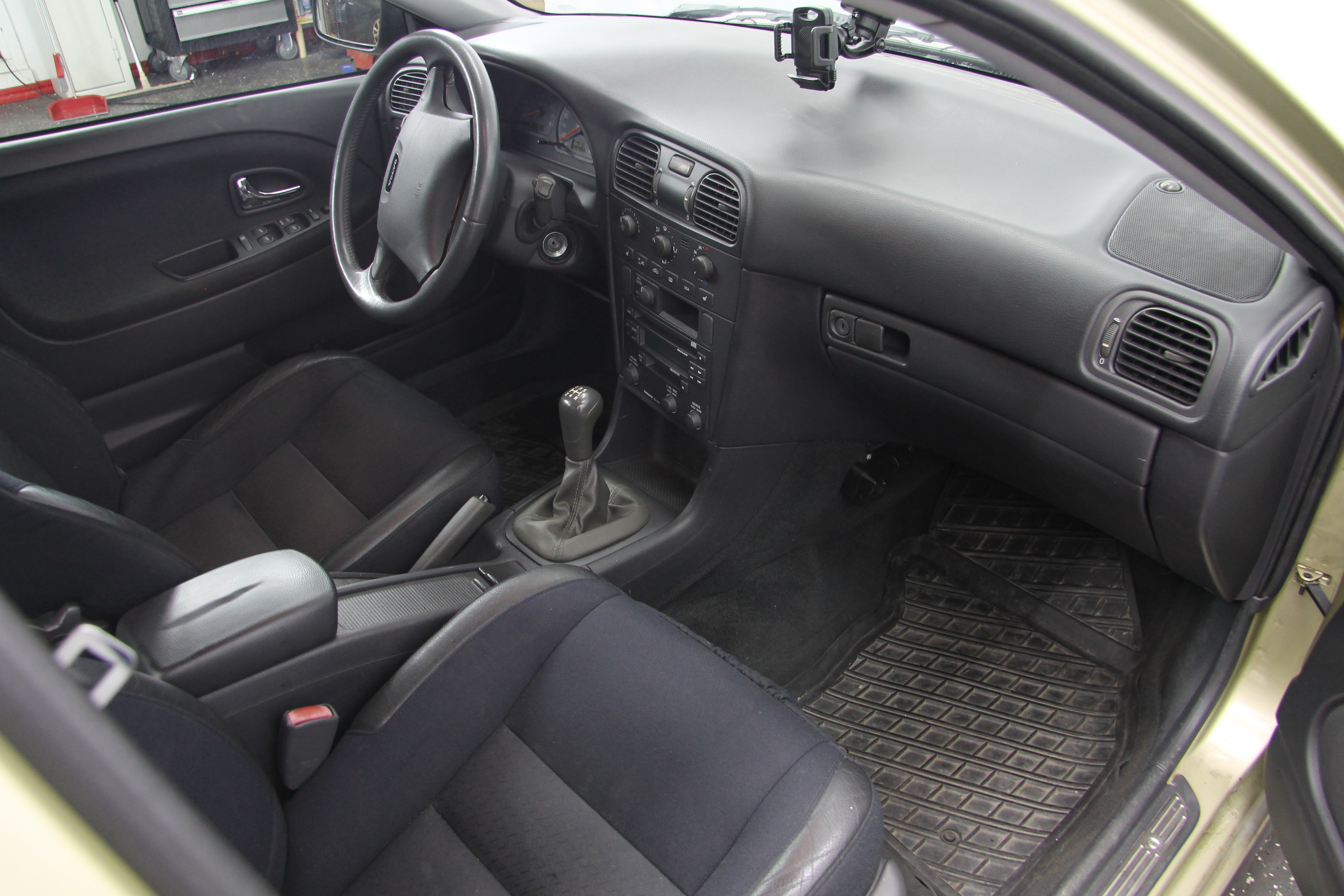 Volvo S40 2.0T 165hk 2001, bild 6/37