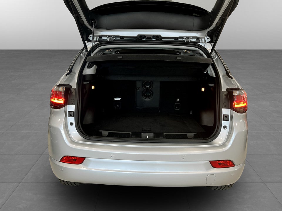 Bild på Jeep Compass PHEV 240hk Aut 4WD B-KAMERA NAVI