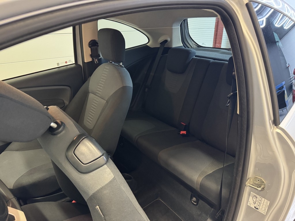 Ford Ka 1.2 Titanium Euro 5 2012, bild 6/10