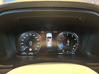 Volvo V90 Cross Country T5 AWD Geartronic Pro Edition MOMS/H&K/SoV/Kamera/Skinn