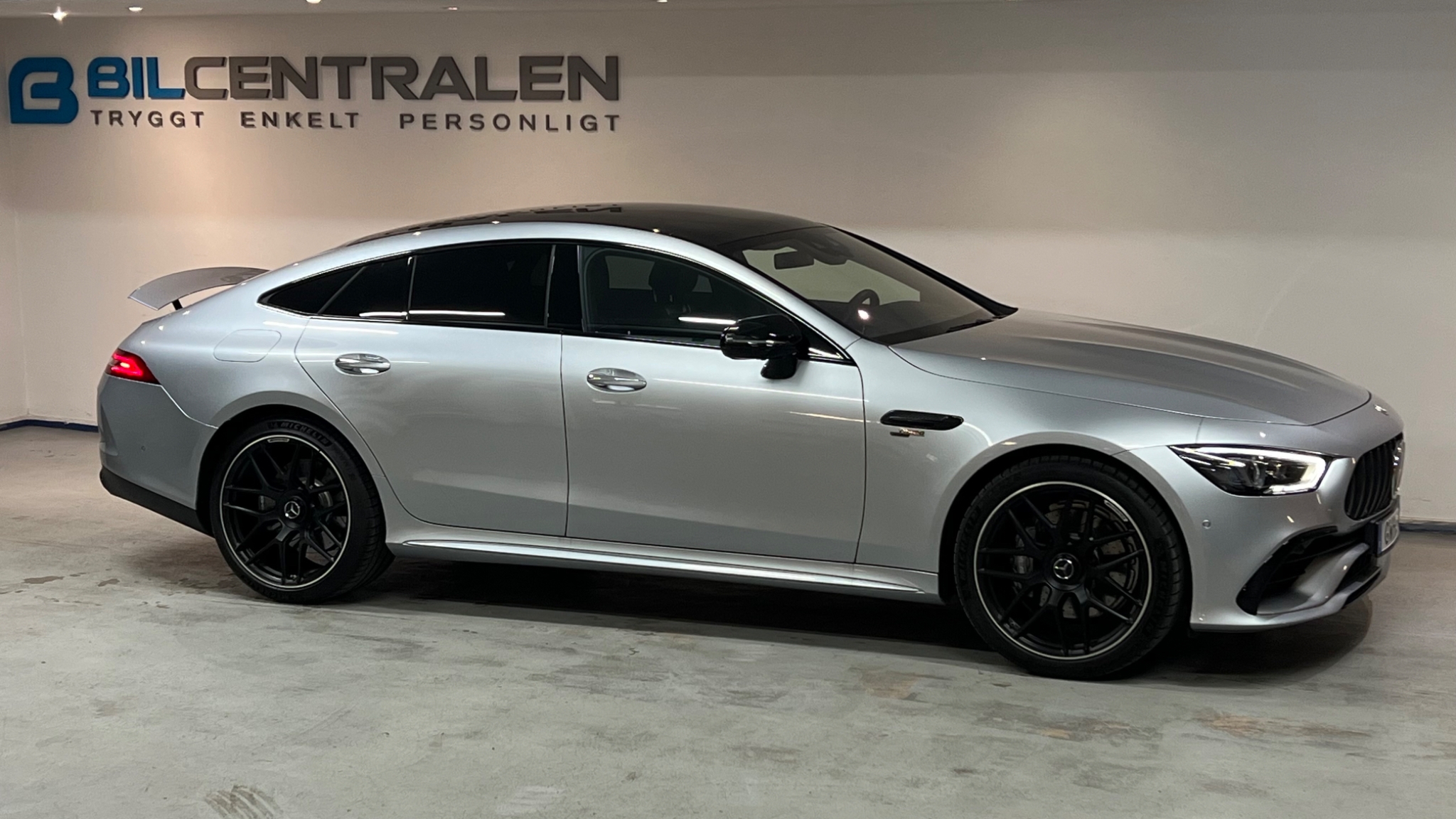 Mercedes-Benz AMG GT 43 4MATIC+ Pano 2023, photo 7/42
