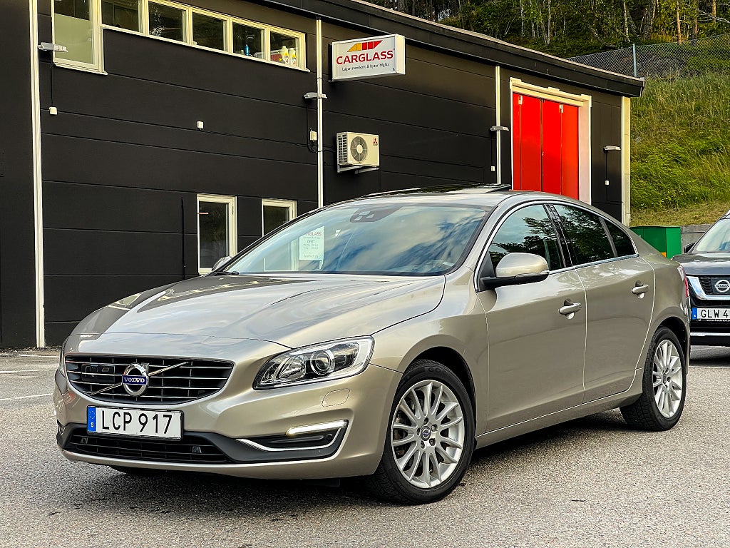 Volvo S60 D3 Summum * RESERVERAD*