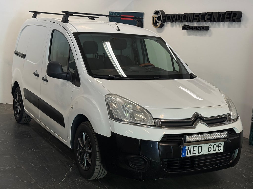 Citroën Berlingo Van 1.6 HDiF 90hk Automat Dragkrok Sommar & vinterdäck