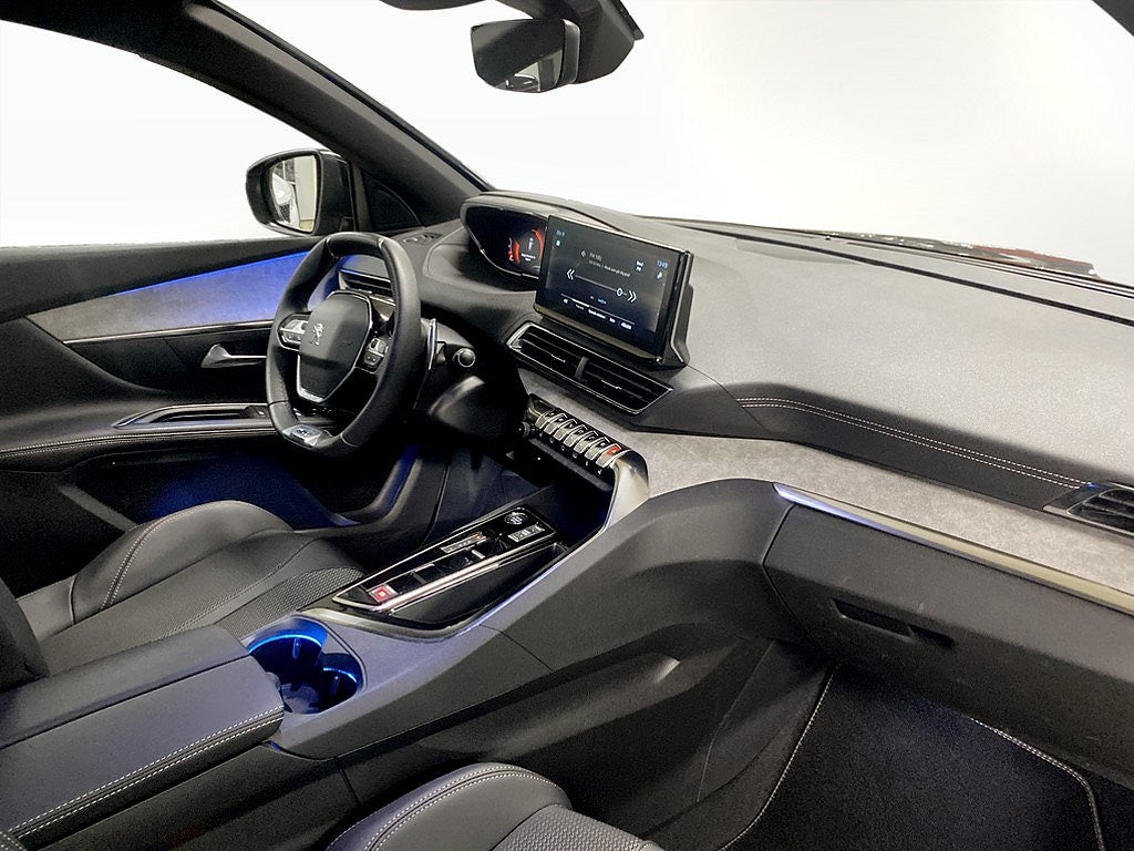 Bild på Peugeot 5008 GT 1.2 PT 130hk Aut - 7-SITS,B-KAMERA,NAV