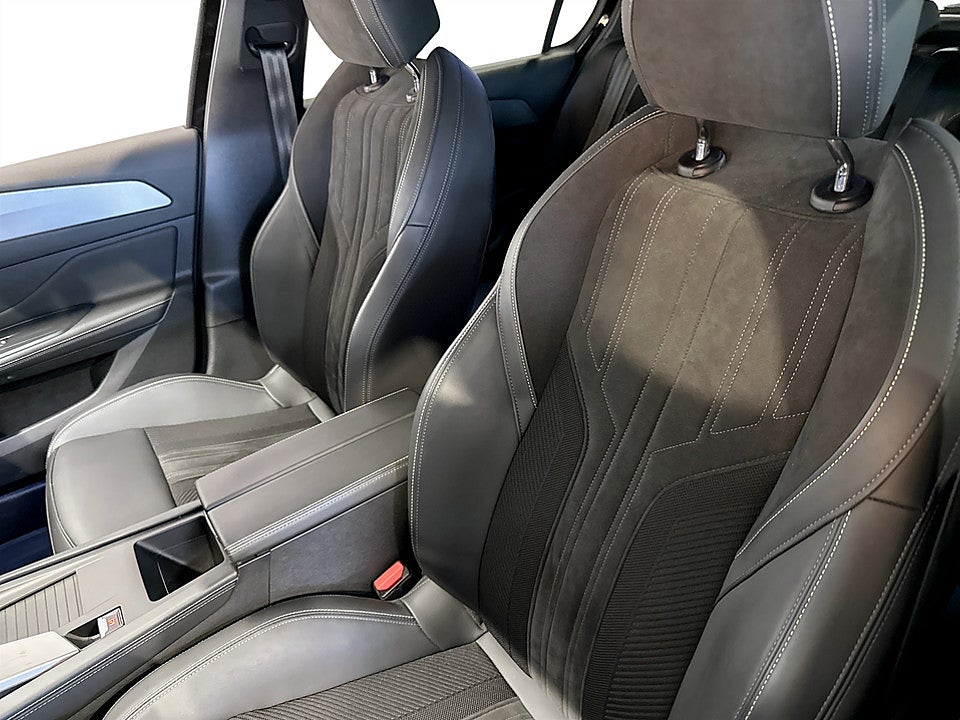 Bild på Peugeot 308 5D GT 1.2 PT 130hk Aut B-KAMERA CARPLAY