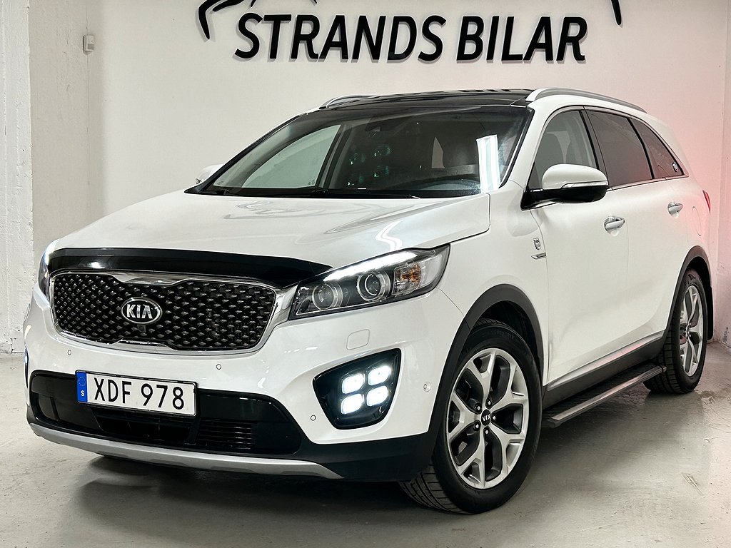 Kia Sorento 2.2 CRDi AWD /1 Ägare /360° /7-Sits /Pano /Skinn