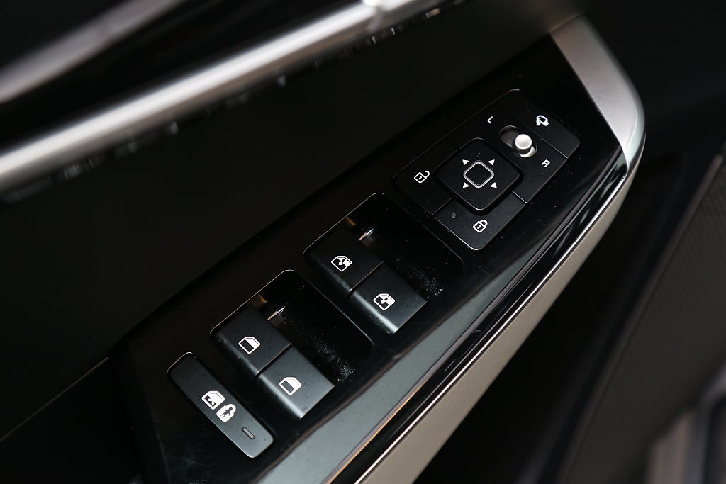 Kia EV6 77.4 kWh AWD GT-Line 325hk 20" Sollucka Nybilsgaranti 2023