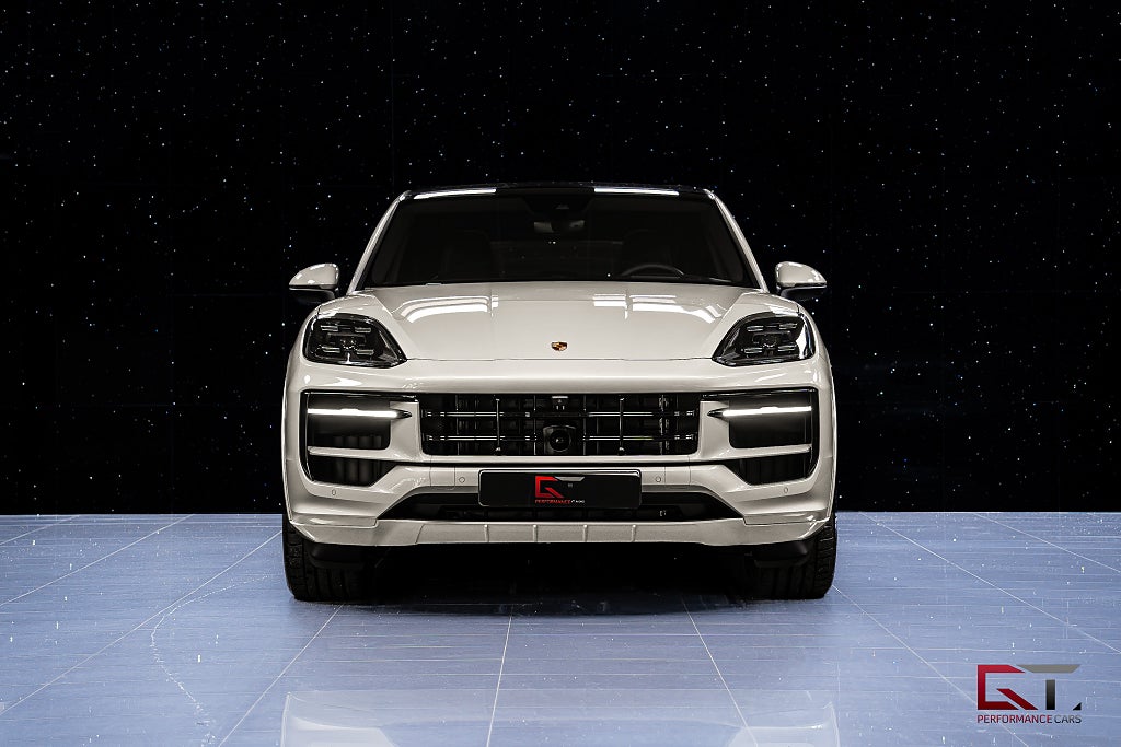 Porsche Cayenne E-Hyb Coupé 2026 MOMS SportDesign 22" Trailer 18vägs
