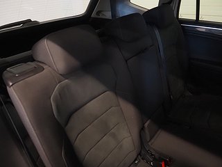SUV Volkswagen Tiguan 12 av 22