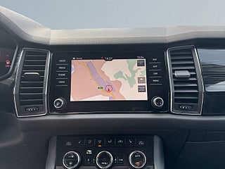 Skoda Kodiaq 2.0 TSI 4×4  Drag/Kamera/D-Värm/CANTON/Skinn/S&V-Däck – bild 15