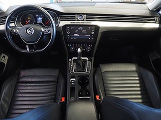 Kombi Volkswagen Passat 12 av 27