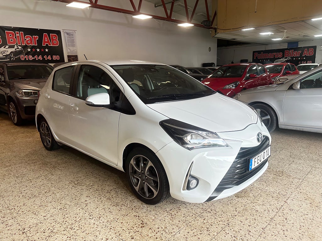Toyota Yaris 1.5 VVT-iE Multidrive S Active Ny Servad 