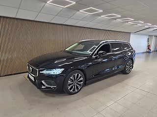 Volvo V60 Recharge T6 AWD Geartronic Core Edition Euro 6