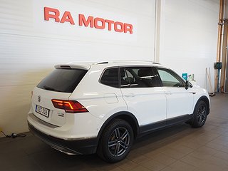 SUV Volkswagen Tiguan 5 av 22