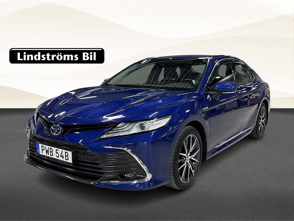 Toyota Camry 2.5 Executive Sommar/Vinterhjul