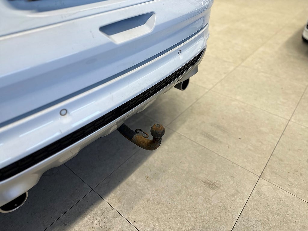 Ford Kuga 2.0 TDCi AWD Powershift 180HK/DRAG/D-VÄrm/Kamrem Bytt