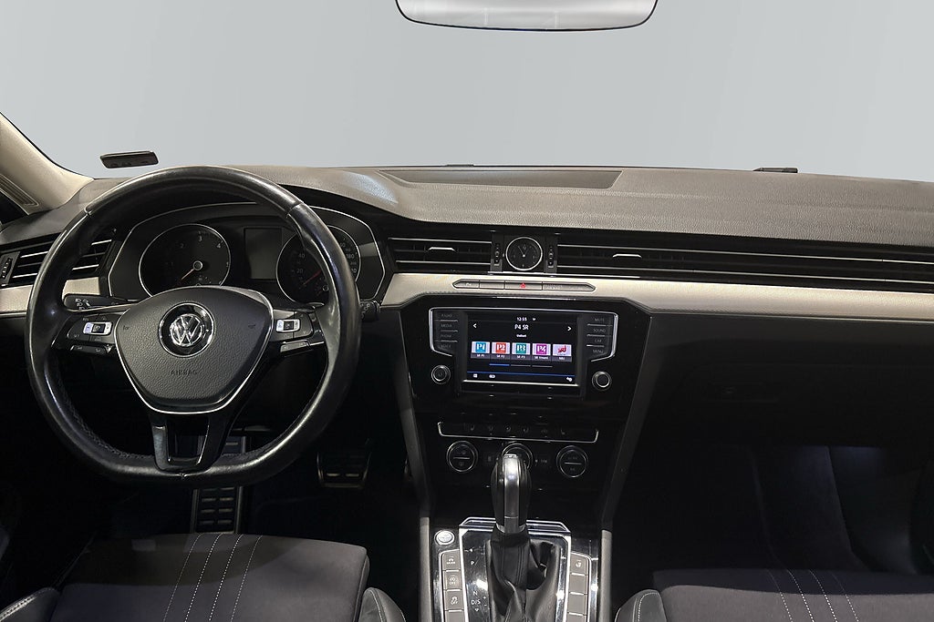 Volkswagen Passat Alltrack 2.0 TDI 4M Dynaudio Kamera Värmare Drag