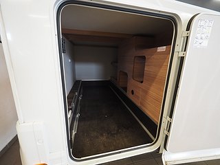 Husbil-integrerad Weinsberg CaraCore 700 MEG 23 av 23