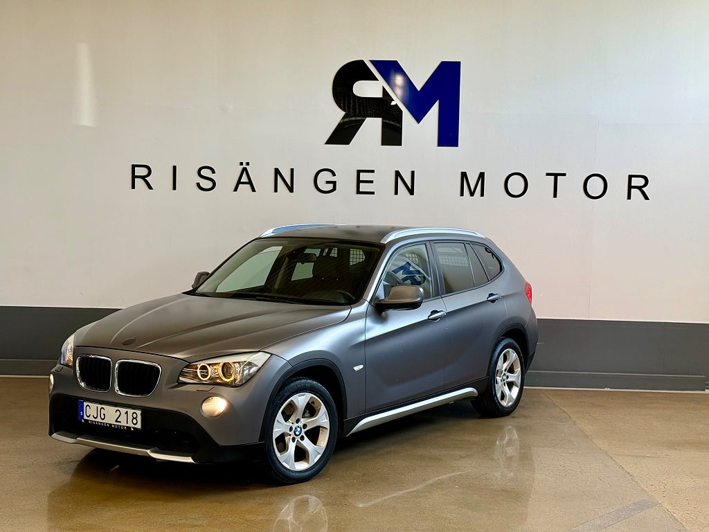 BMW X1 xDrive20d Steptronic A-traktor-Steel Grey matt finish  