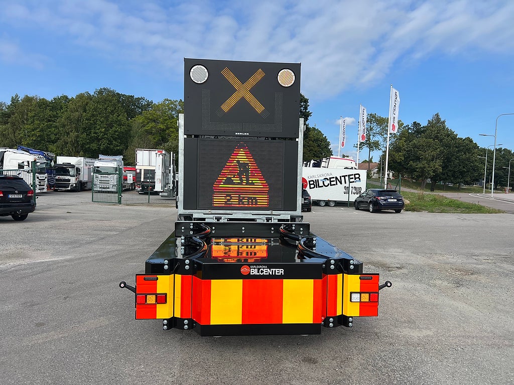 Scania P320 4x2 Hybrid TMA Bil Berlex & Verdegro
