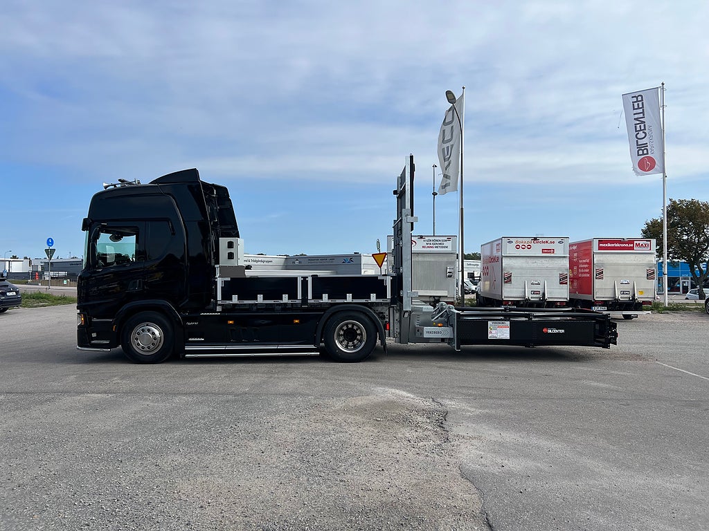 Scania P320 4x2 Hybrid TMA Bil Berlex & Verdegro