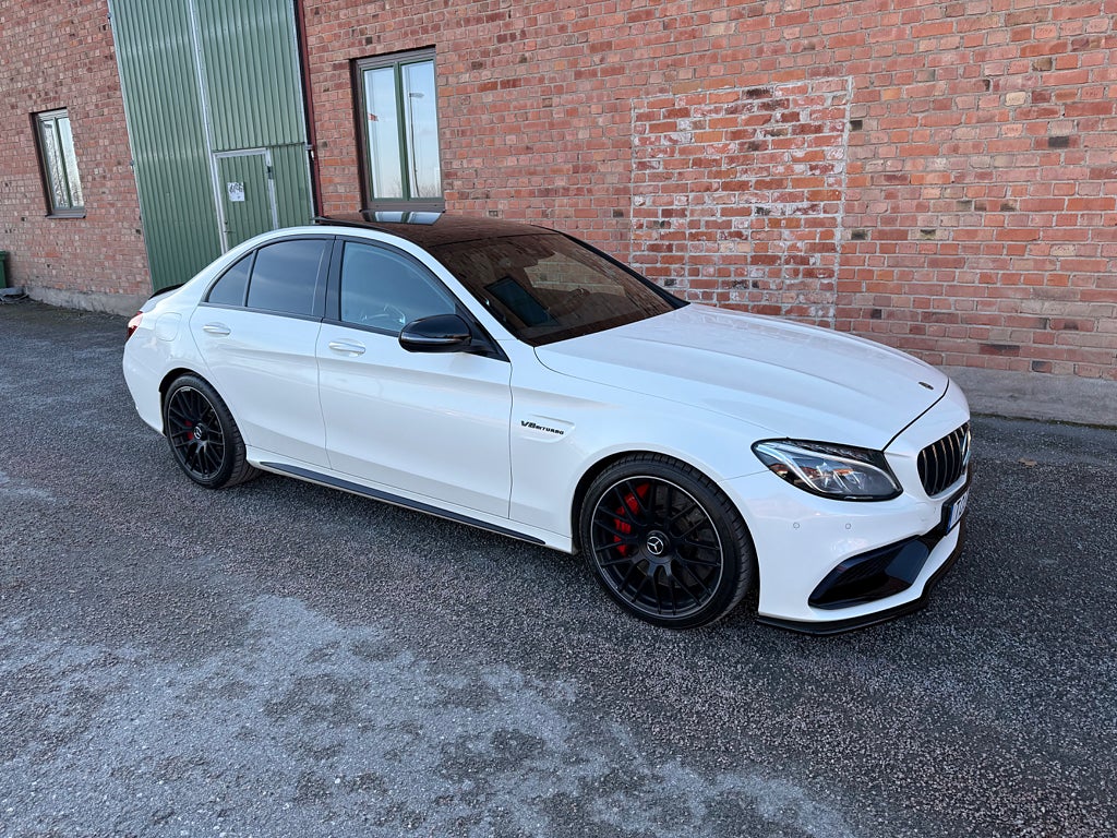 Mercedes-Benz C63 S AMG performance 510HK Panorama,Skalstolar,Burmester