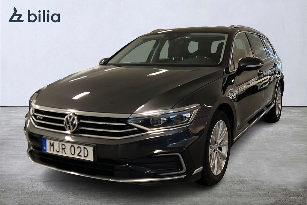 Volkswagen Passat Sportscombi GTE 1.4 TSI | Drag | Värmare | Navi | Adaptiv farth.