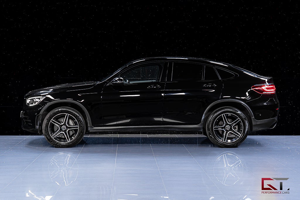 Mercedes-Benz GLC 300 de Coupé 4M AMG Cockpit Värmare Nightpack Dragkrok