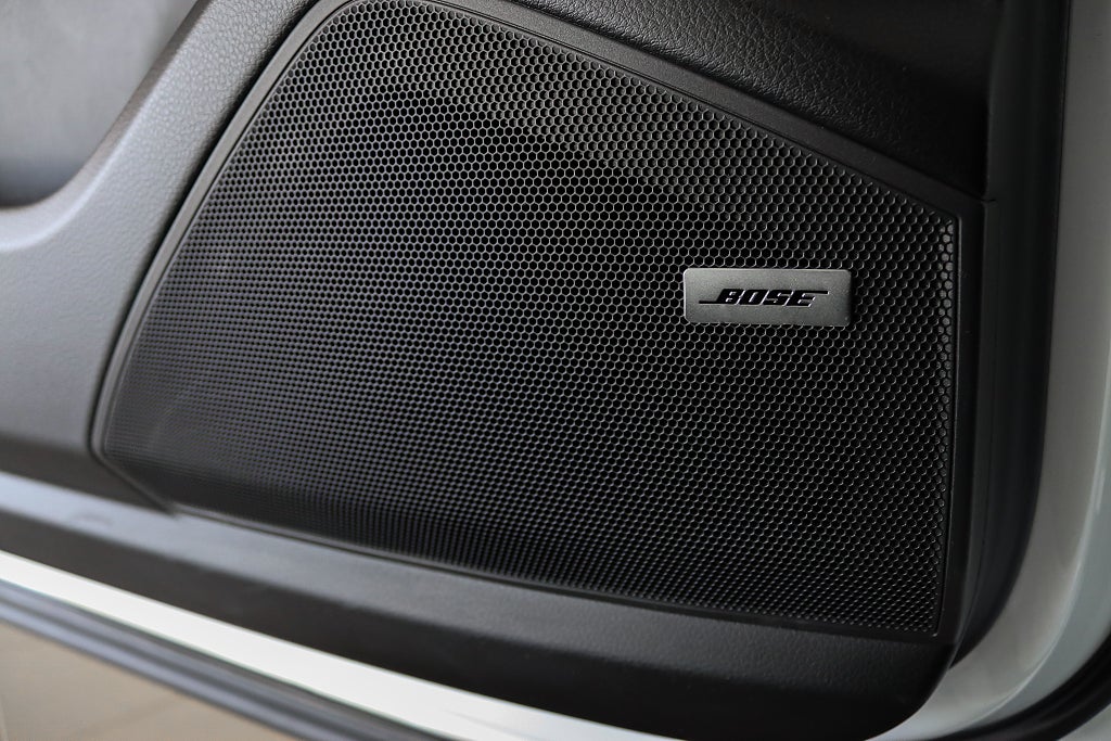 Porsche Cayenne Coupé E-Hybrid SportDesign BOSE Passagerardisplay MOMS