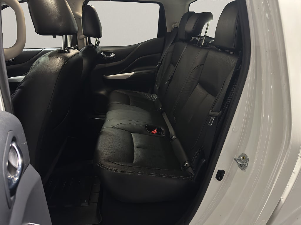 Nissan Navara Dubbelhytt 2.3 dCi 4WD Euro 6 - bild 11