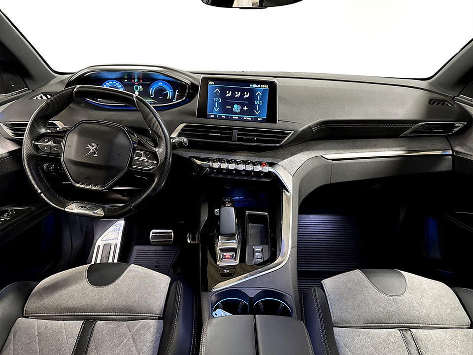 Bild på Peugeot 3008 GT PHEV 300hk Aut AWD 360° PANO ELSTOL MED MINNE 