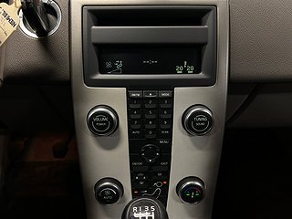 Volvo V50 2.0 D Summum S&Vdäck/M-värm/Drag/Sensorer/Xtraljus